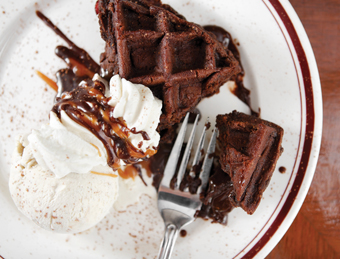 Carlyle: Flourless chocolate waffle