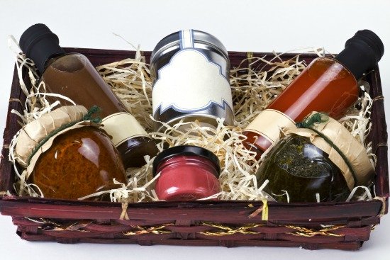5 giftbaskets for any housewarming party