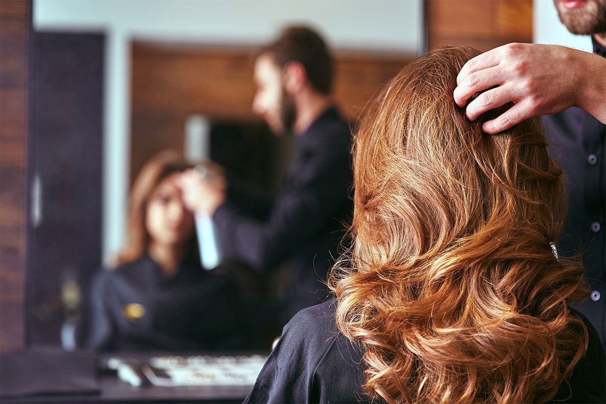 woman-at-hair-salon