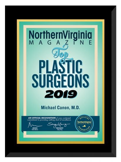 Official 2019 Top Plastic Surgeon plaque