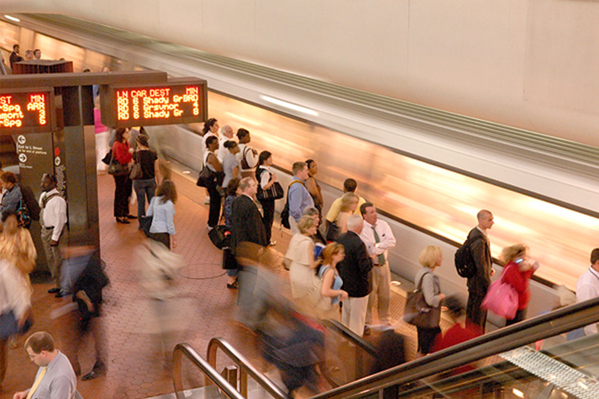 people waiting for Metro in platform