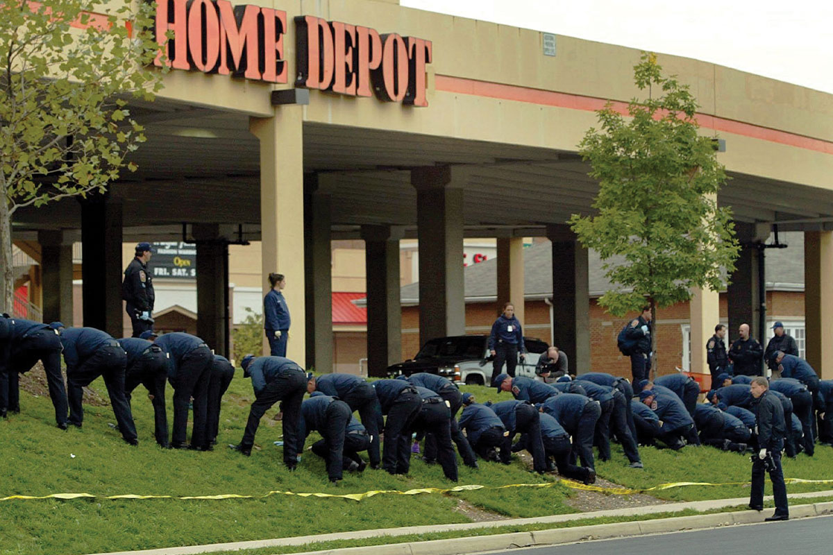 police search dc sniper crime scene killed at the Arlington Home Depot