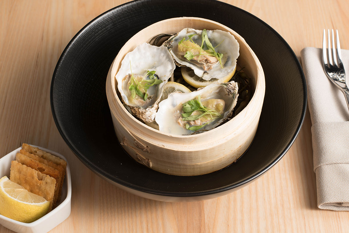 oysters in a bowl