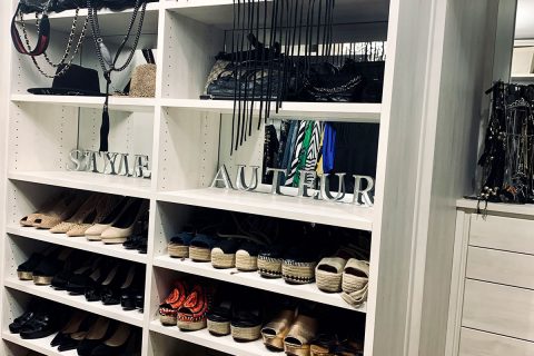 style auteur sign with shoes