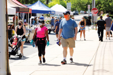 people shopping in Fredericksburg