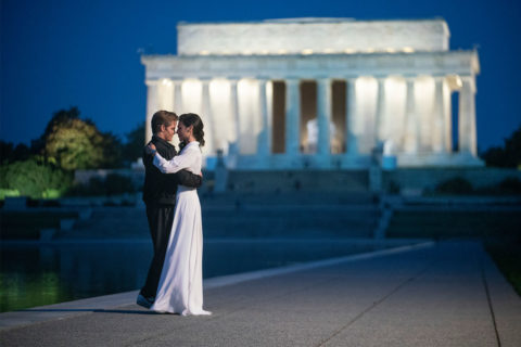 wonder woman actors in front of lincoln memorial
