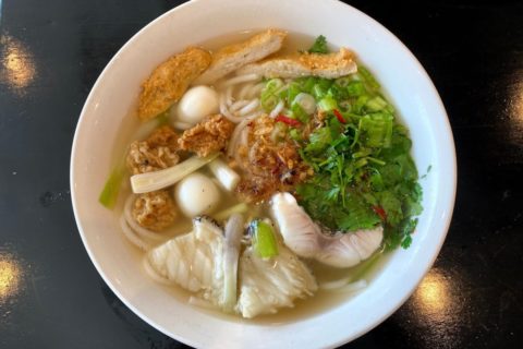 Pho Tu Ech Cha Ca
