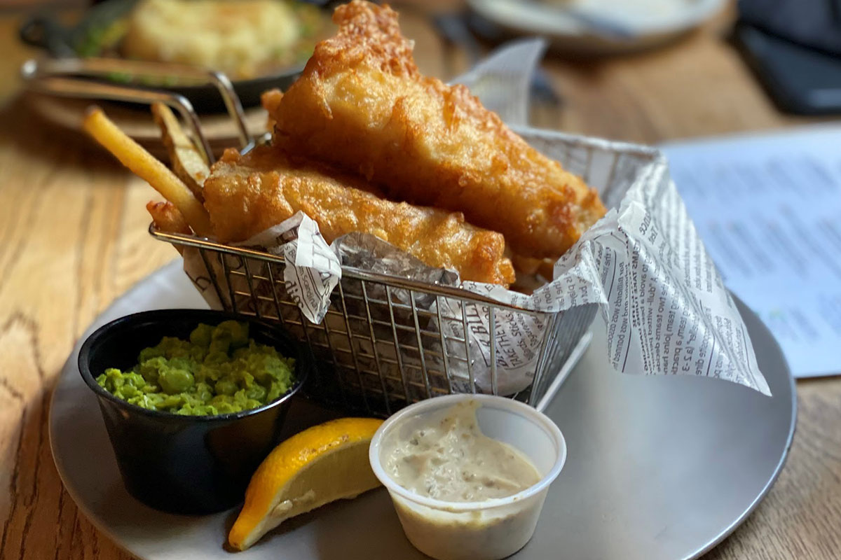 hunters head tavern fish and chips
