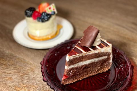 Chateau de Chantilly cake