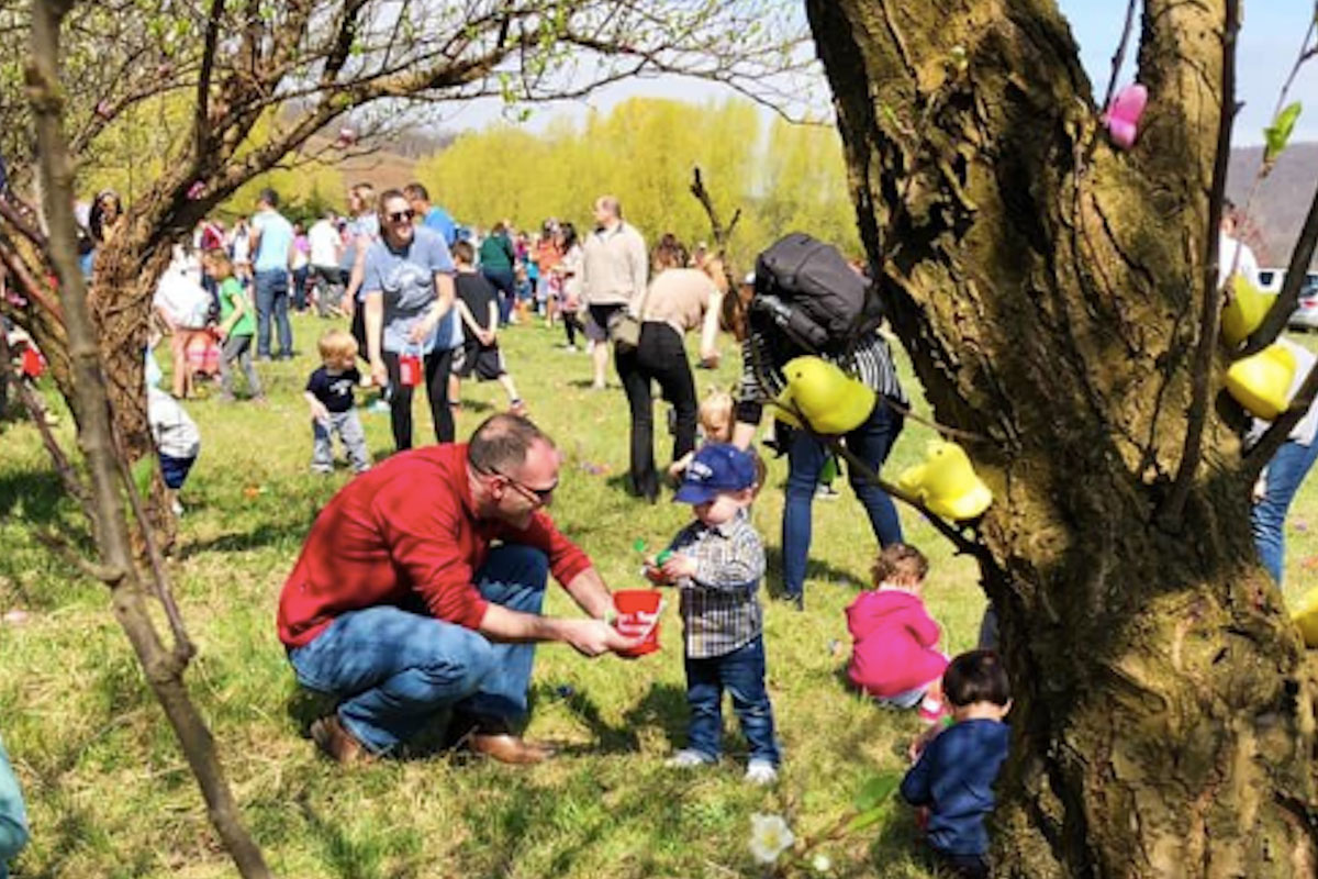 Great Country Farms' Easter egg hunt & Marshmallow Harvest