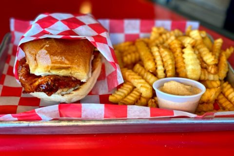 Hot Chikn Kitchn