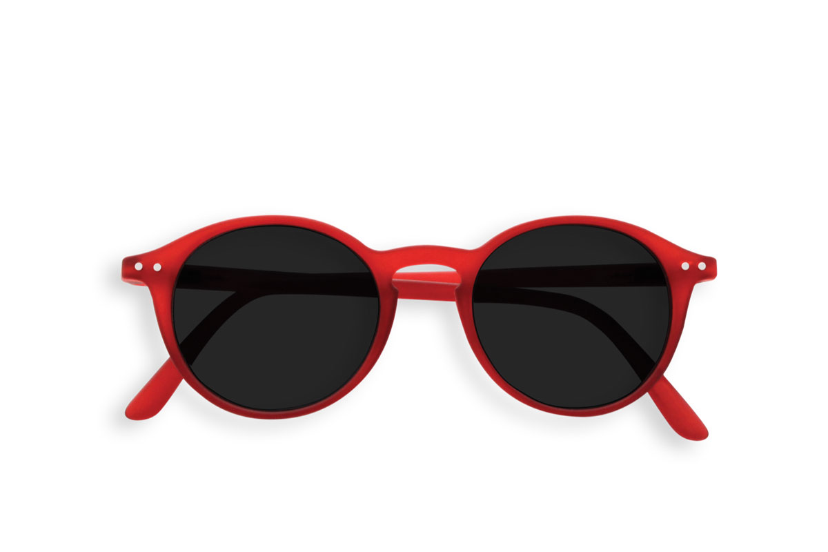 red sunglasses