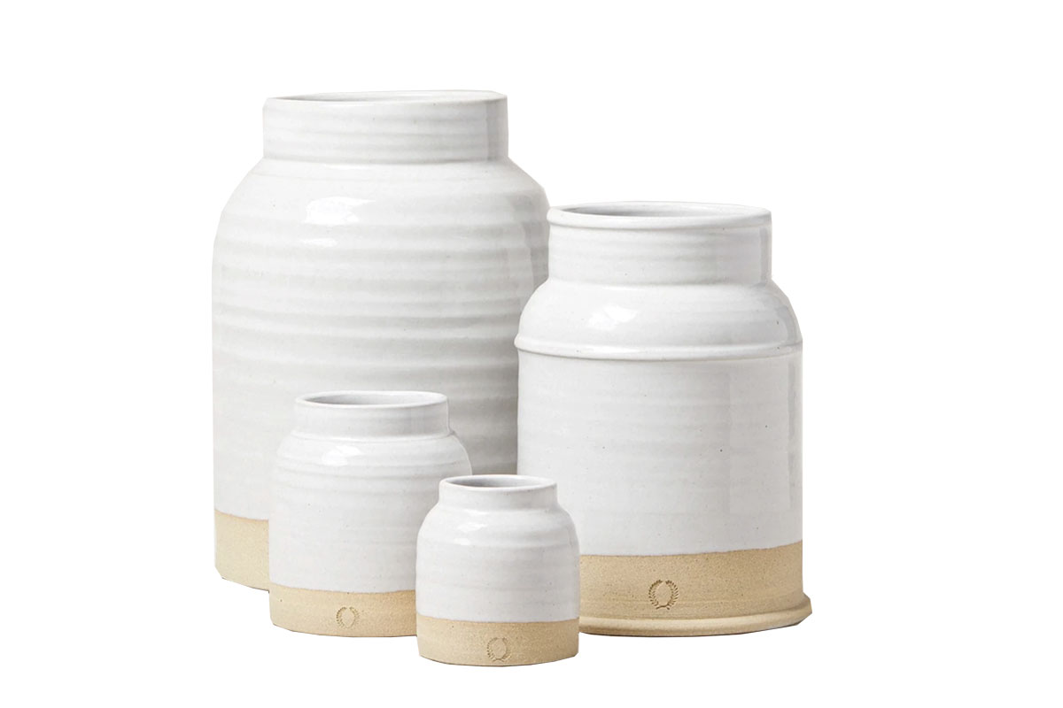 white vase set