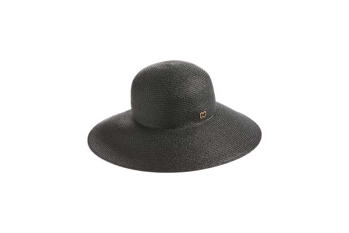 black floppy hat