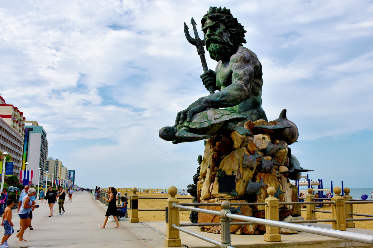 va beach triton statue