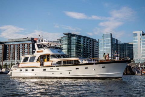 yacht