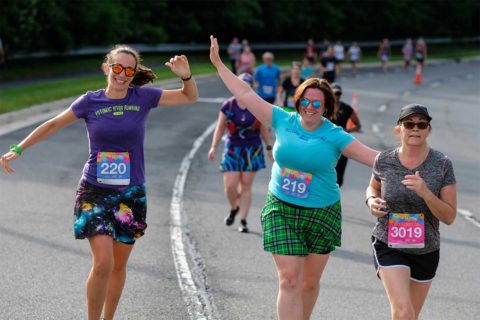 women running