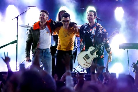 jonas brothers concert
