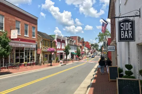 downtown leesburg
