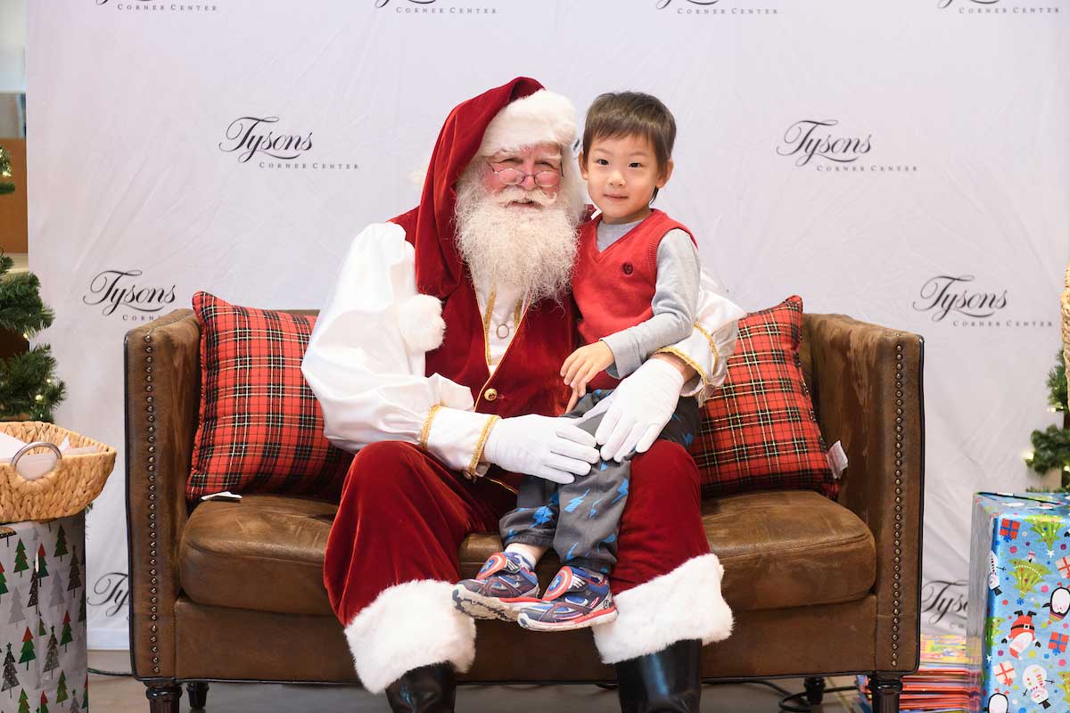 santa claus with kid