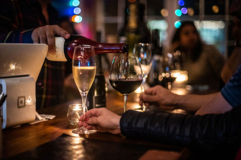 Brut wine bar