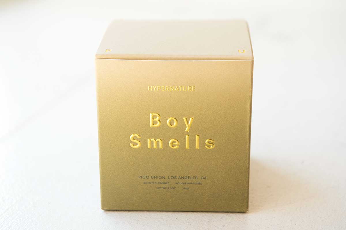 boy smells