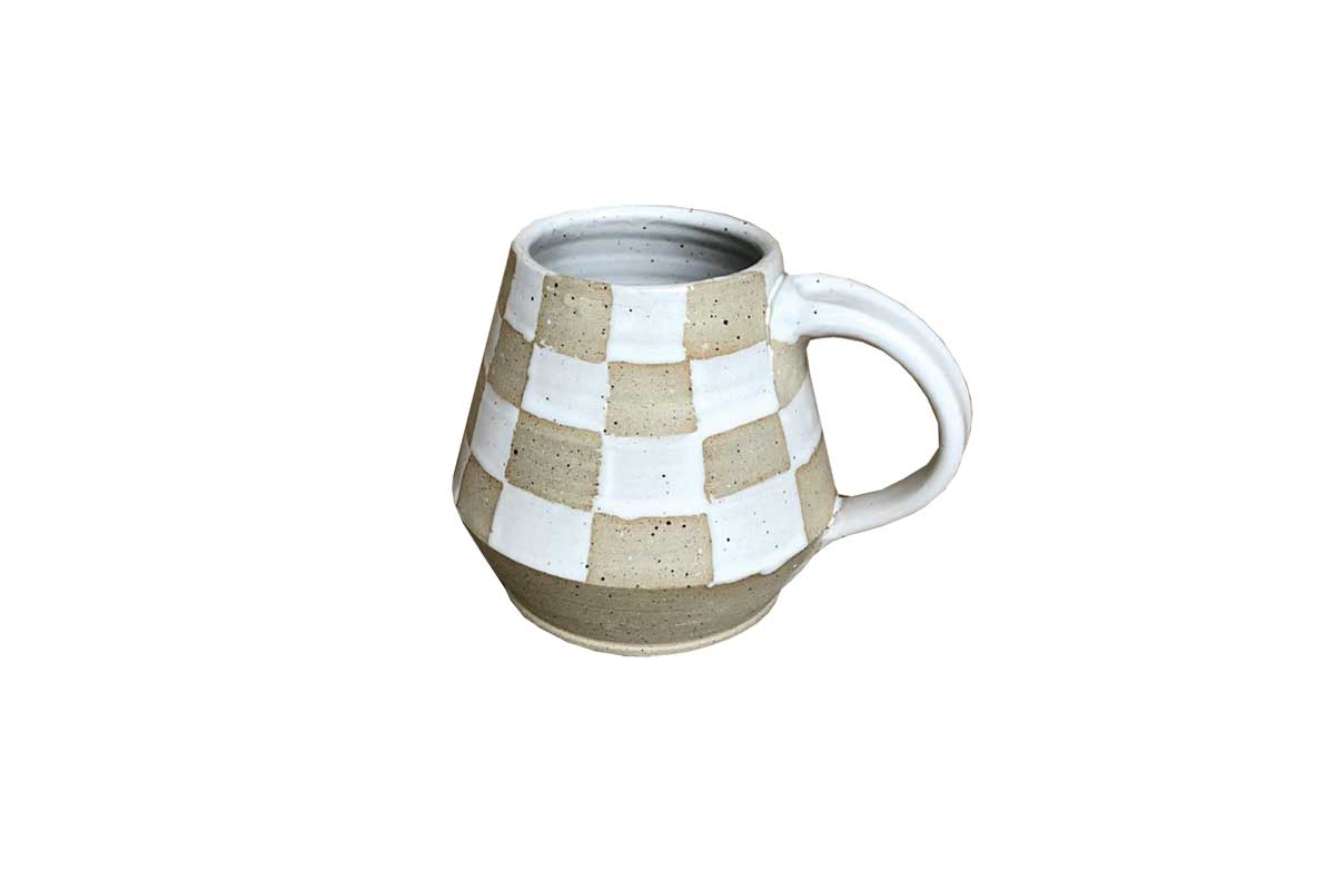 check pattern mug