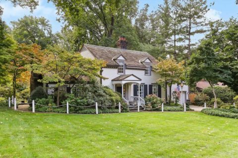 falls church home exterior