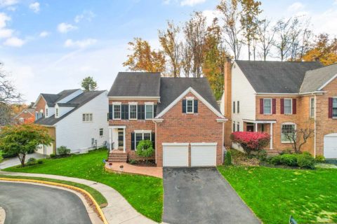 3715 center way oakton exterior