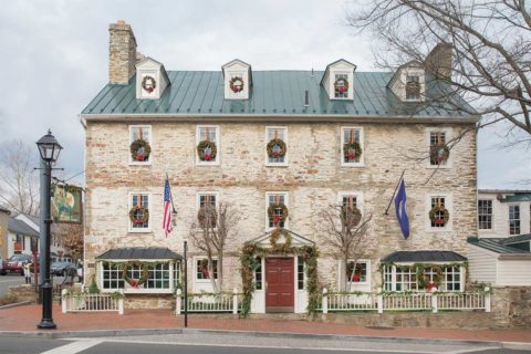Red Fox Inn & Tavern