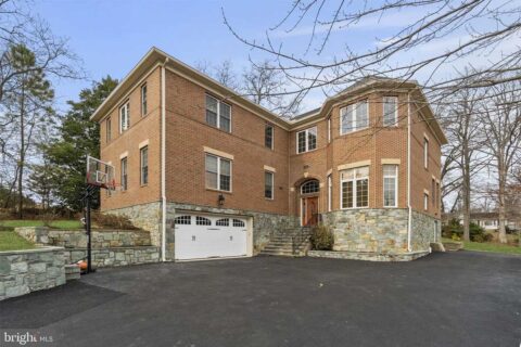 8522 Lewinsville Rd