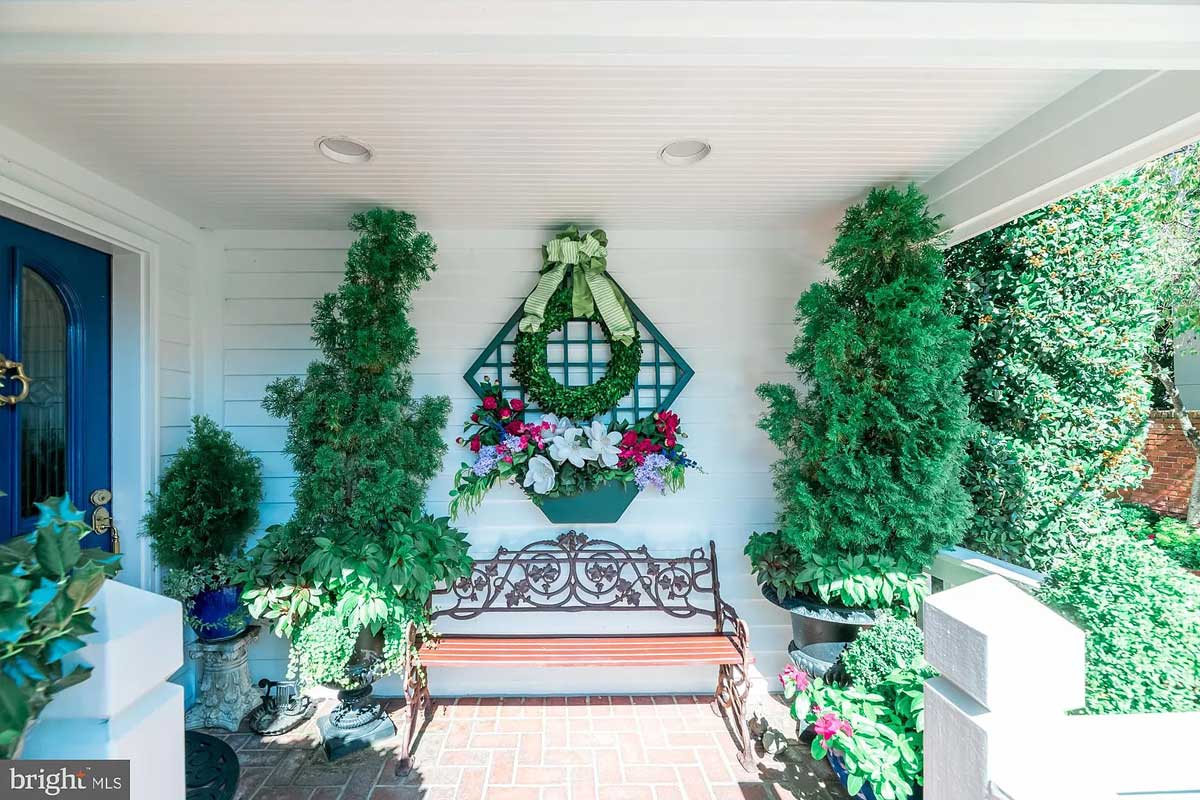 alexandria home front porch
