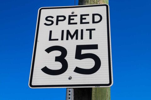 35 mph sign