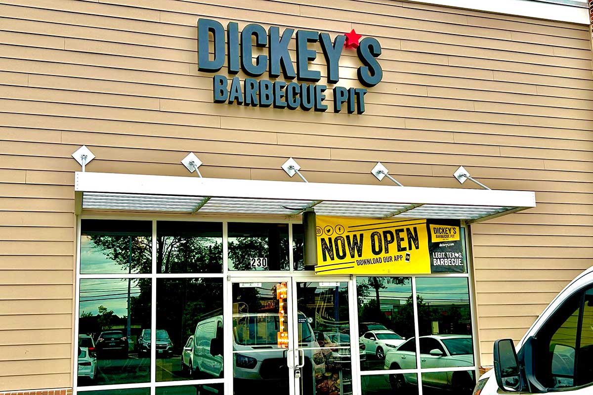 dickey's barbecue pit