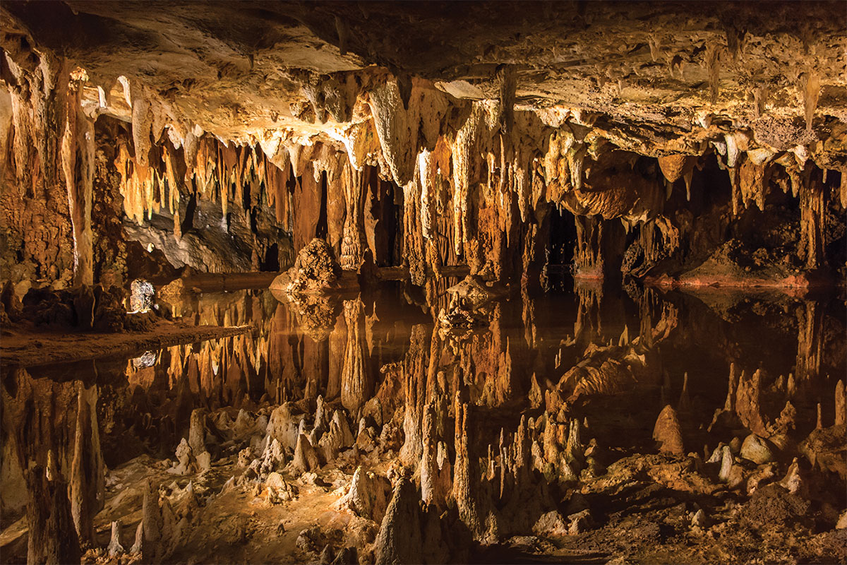Underground rock formations at Luray Caverns