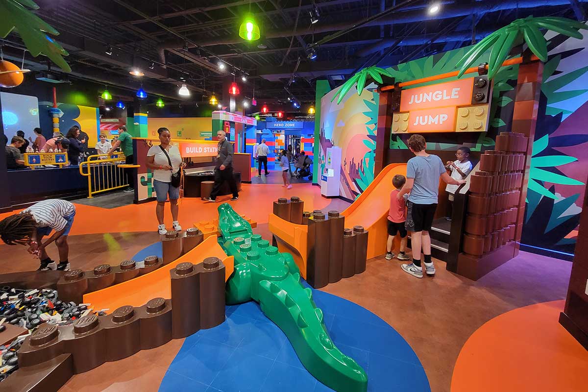 jungle jump attraction with ramp and lego alligator