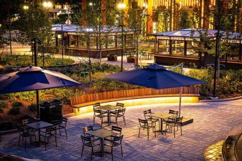 Tables and kiosks at Water Park