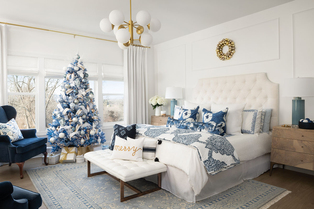 Bedroom with Christmas decorations