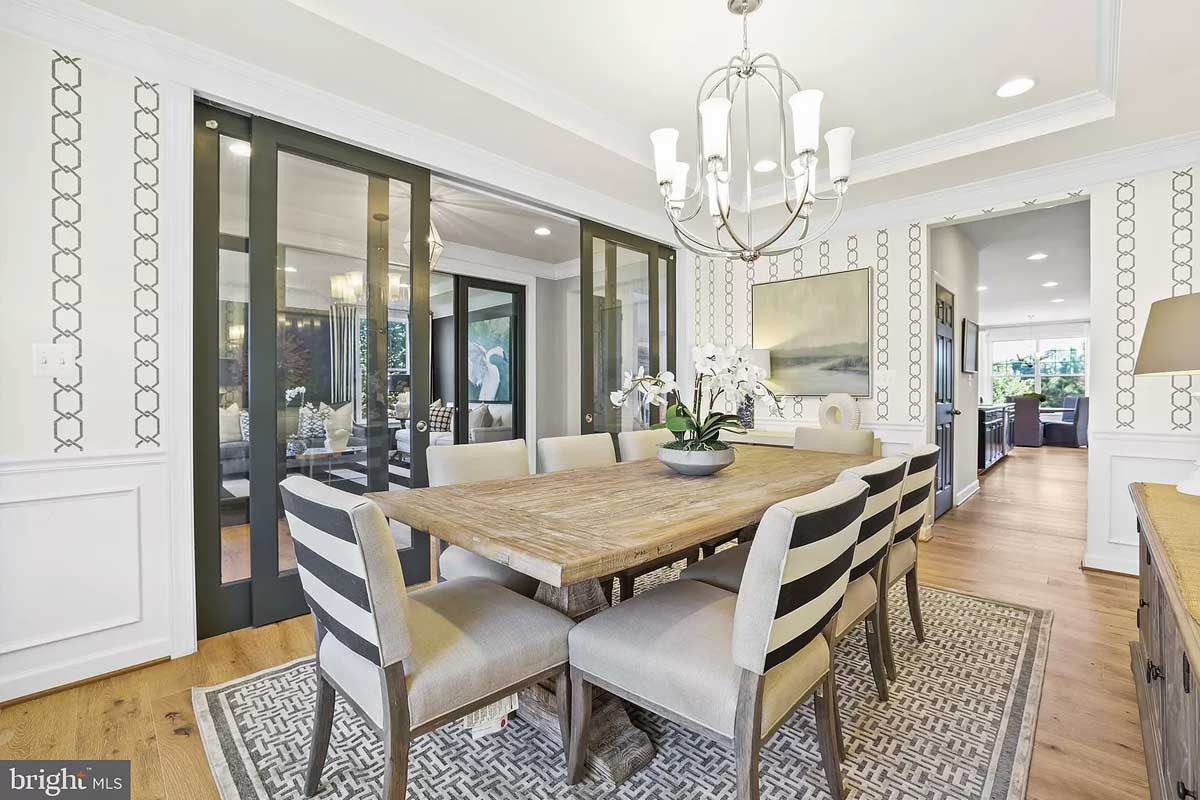 dining room with sliding glass doors