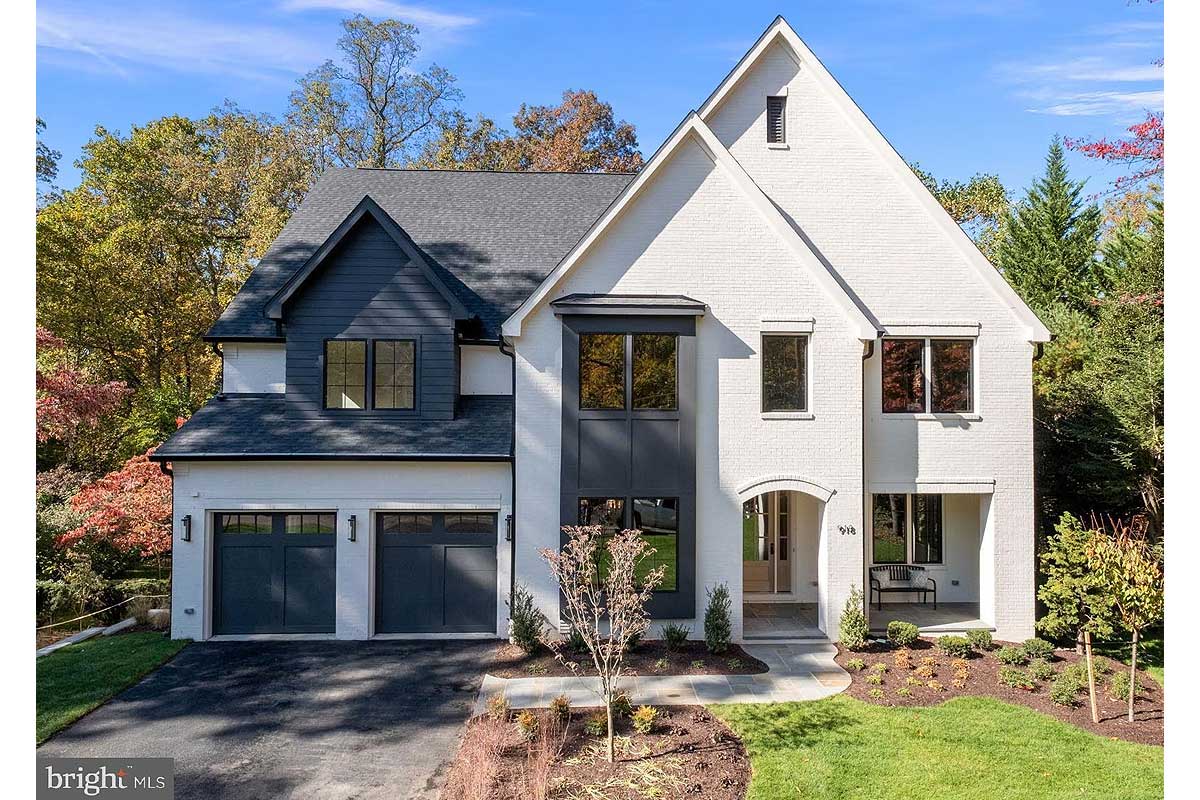 918 Mackall Ave., McLean exterior