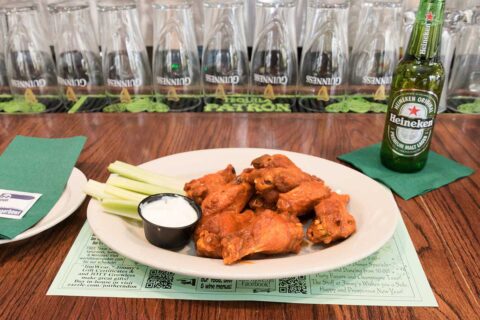 buffalo wings jimmy's old town tavern