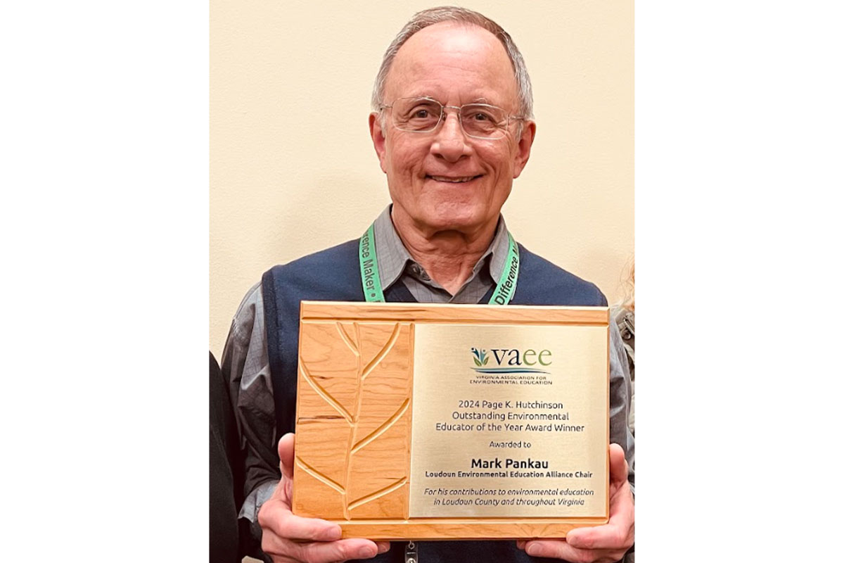 Mark Pankau wins the 2024 Environmental Educator of the Year Award