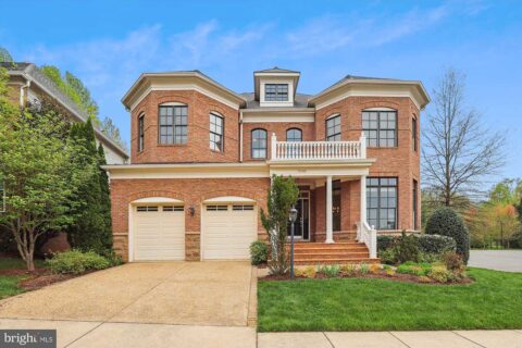 2199 amber meadows dr., vienna exterior