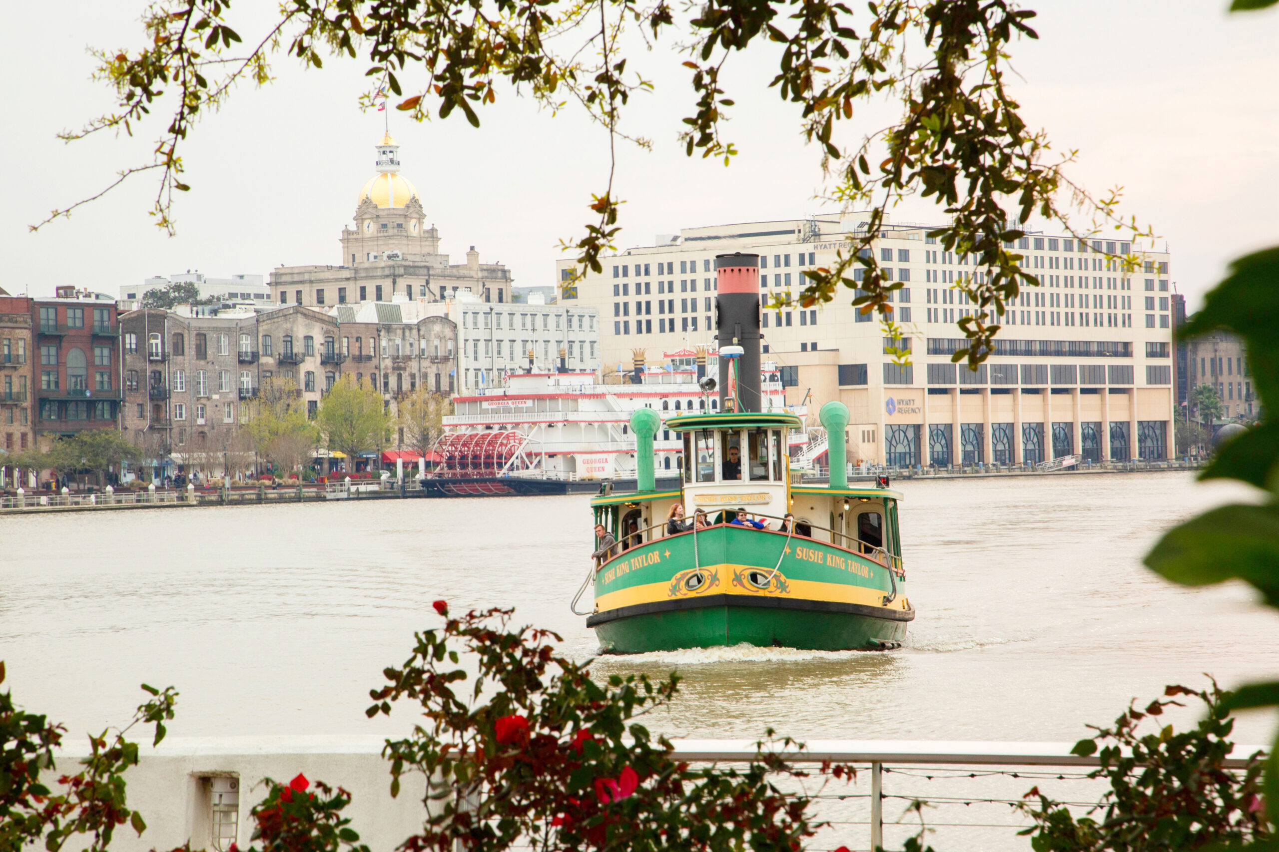 Cruise boat in Savannah