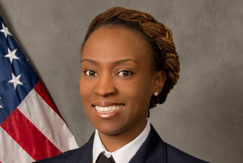 Felicia Barnes headshot