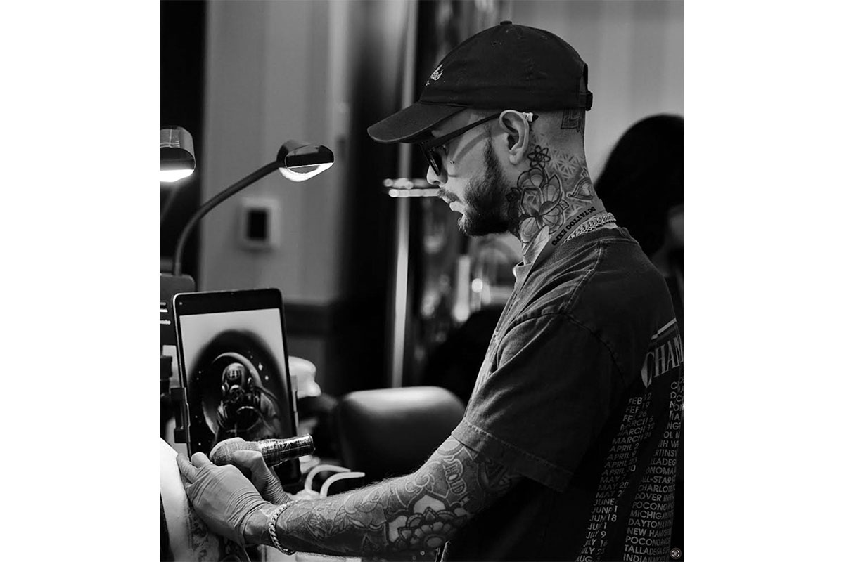 Tattoo artist