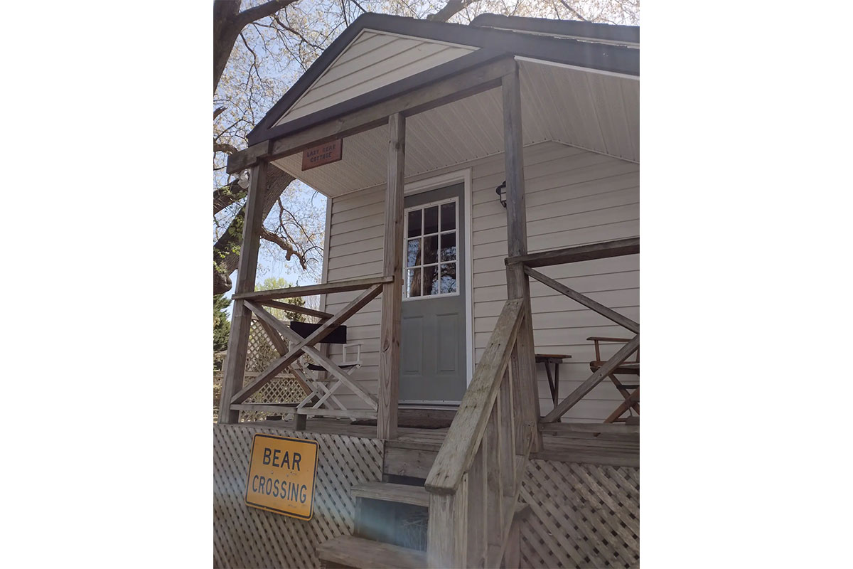 Lazy Bear Cottage