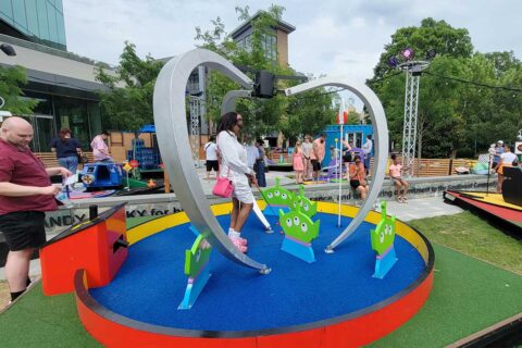 toy story alien claw mini golf course