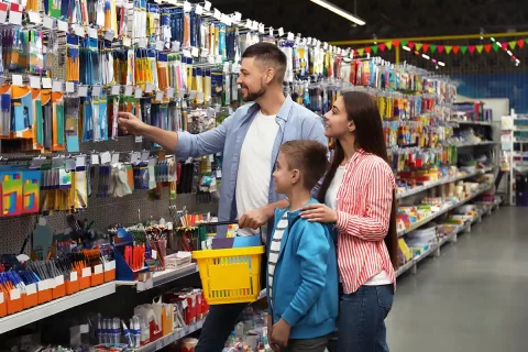 family shopping for school supplies