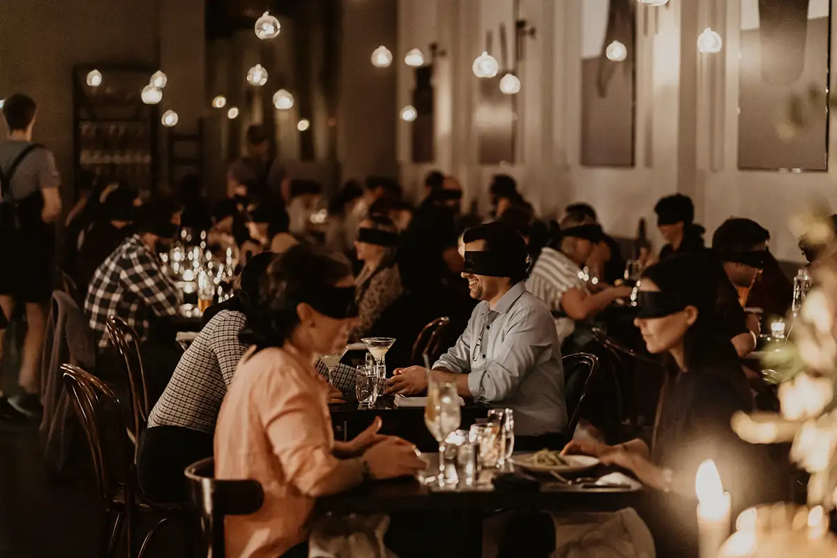 People dining blindfolded